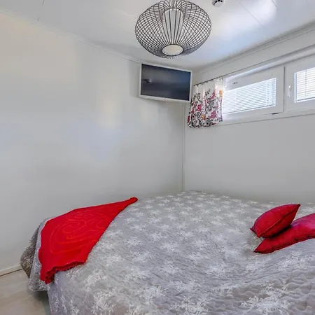 Hilmantori 310 Location Incl Wifi, Ac, Sauna, Washing Machine